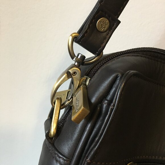 Visconti Genuine Leather Black Messenger/Briefcase/Laptop Bag - Picture 6 of 15